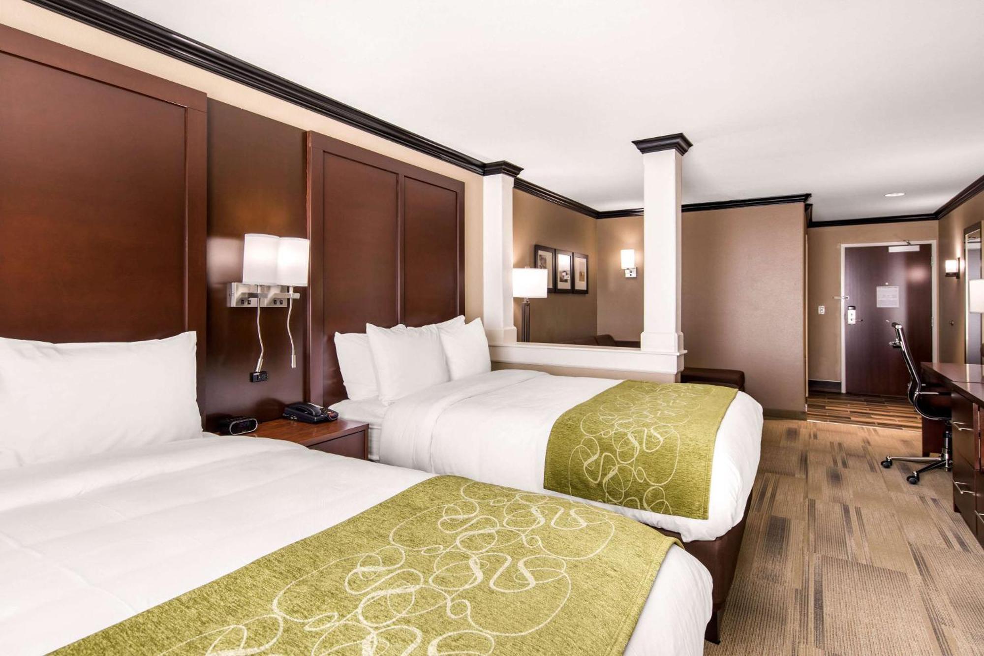 Comfort Suites Liberal Eksteriør bilde